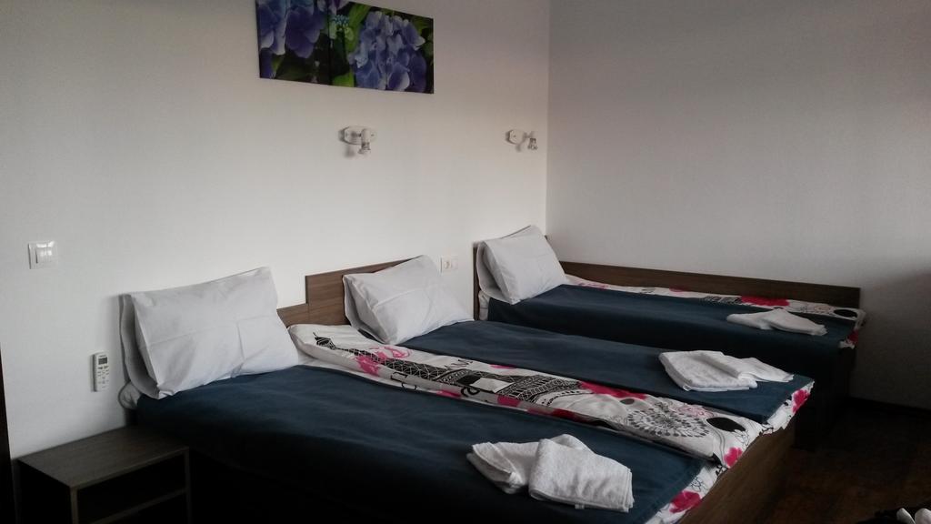 Guest House Hasiendata Pavel Banya Ngoại thất bức ảnh